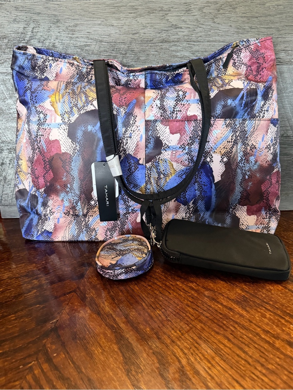 NWT Tahari Multicolor Snake Print Tote W/ Matching Phone Case & Coin Purse
